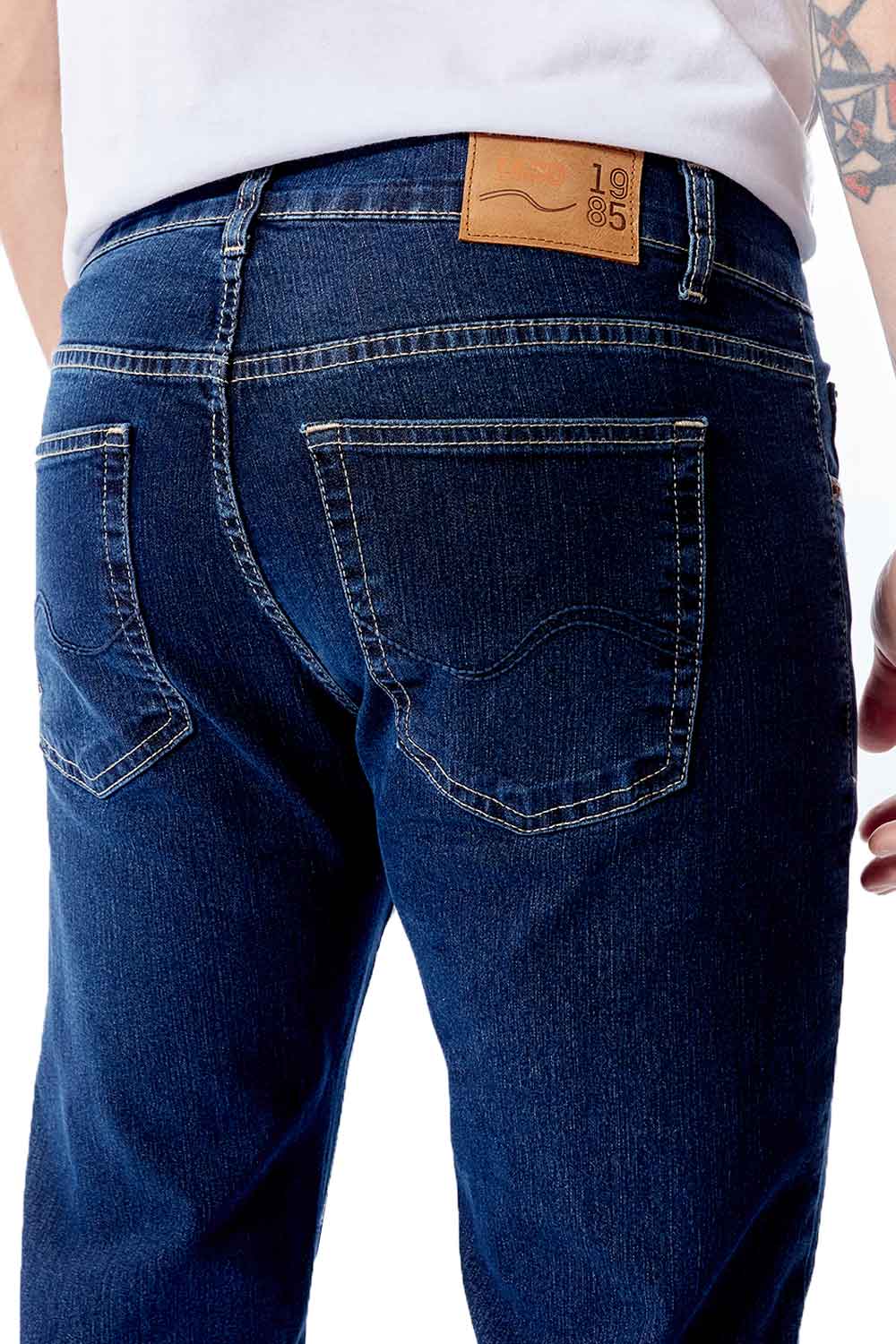 Calça Jeans Straight Super Stone