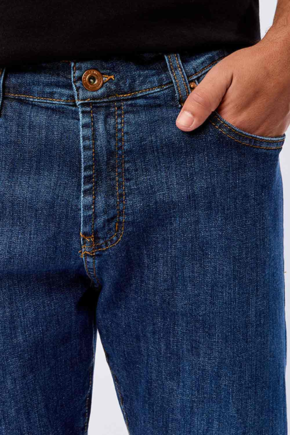 Calça Jeans Straight Super Stone